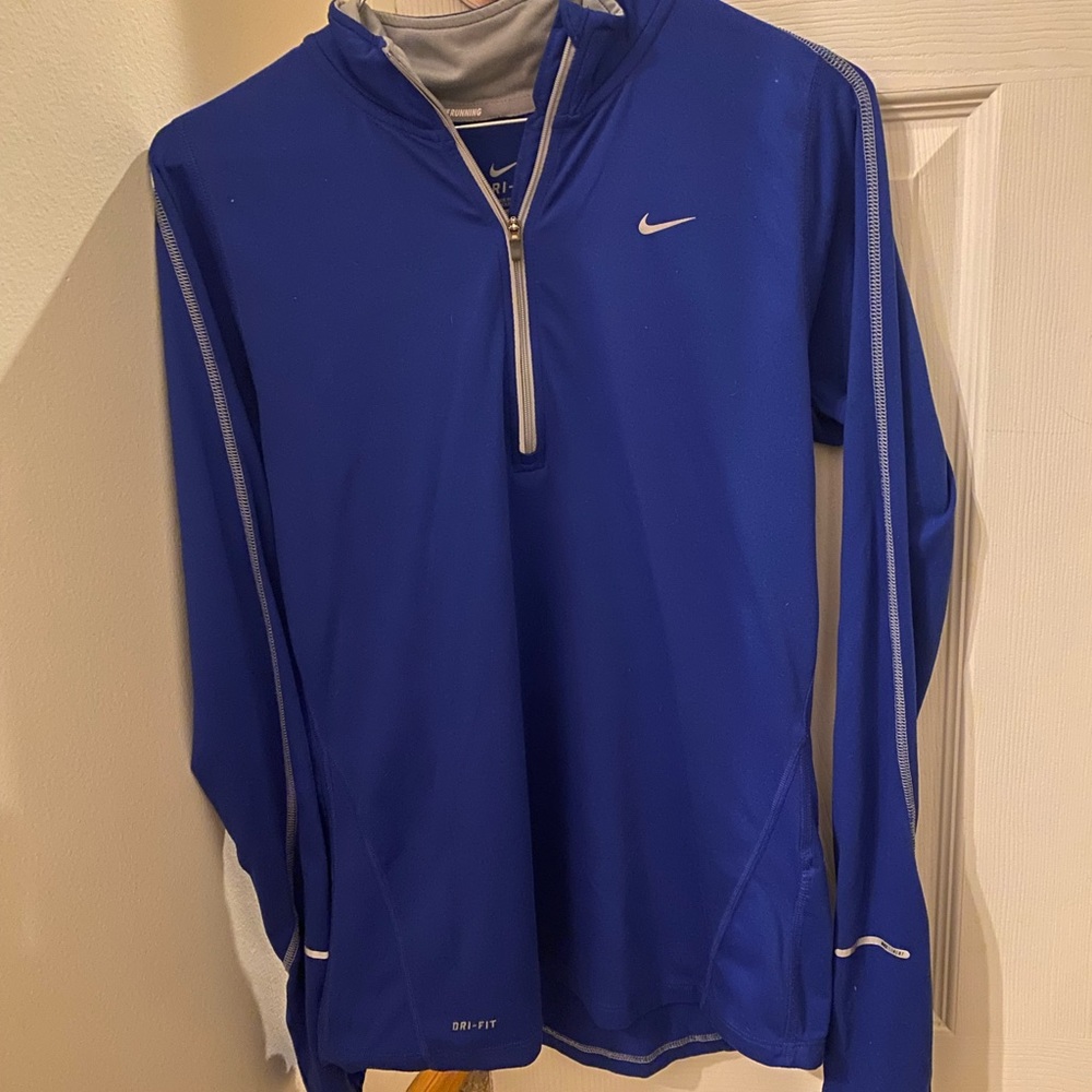 Nike Pullover